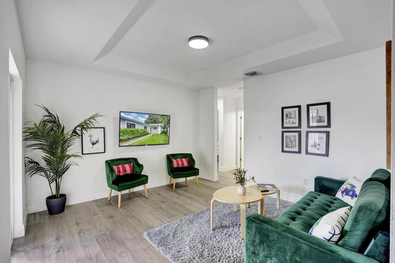 Poolside Oasis-your Wynwood Family Retreat *