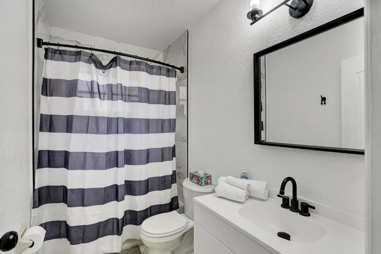 Poolside Oasis-your Wynwood Family Retreat * Miami